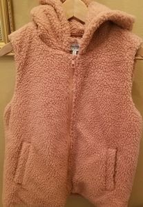 Charlotte Russe, cozy vest
